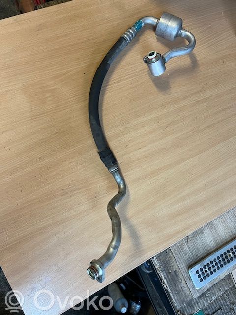 Ilmastointilaitteen putki (A/C)   9G9119N602BC