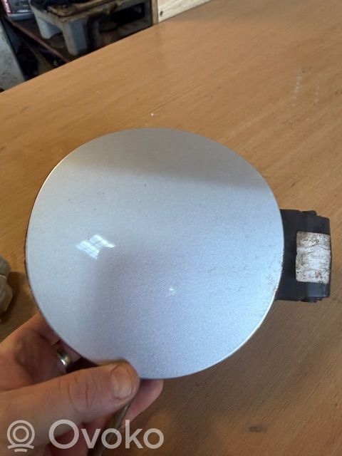 Volkswagen Golf V Tappo cornice del serbatoio 