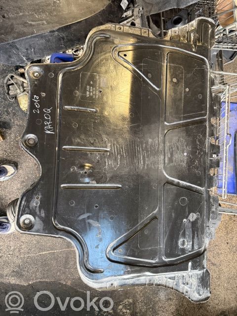 Placa protectora/protector antisalpicaduras motor   5Q0825236