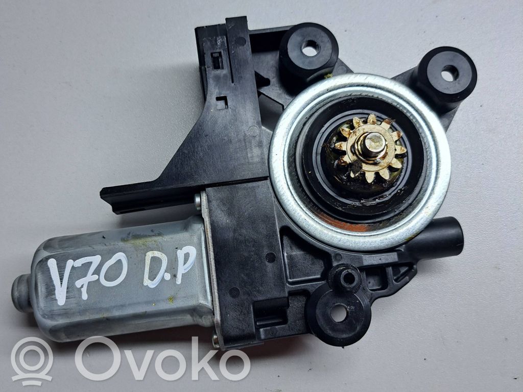 Volvo V70 Priekšpusē loga pacēlāja motoriņš 