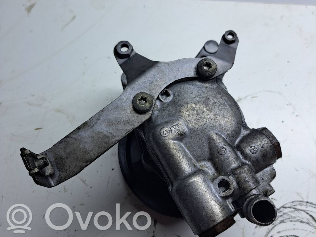 BMW 5 E60 E61 Power steering pump 