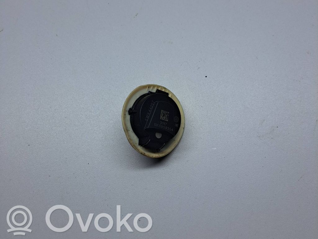 Volkswagen Golf VI Oro pagalvių smūgio daviklis 
