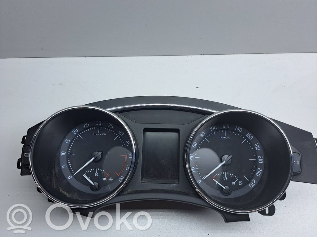 Skoda Superb B6 (3T) Vitezometru (grup de instrumente) 