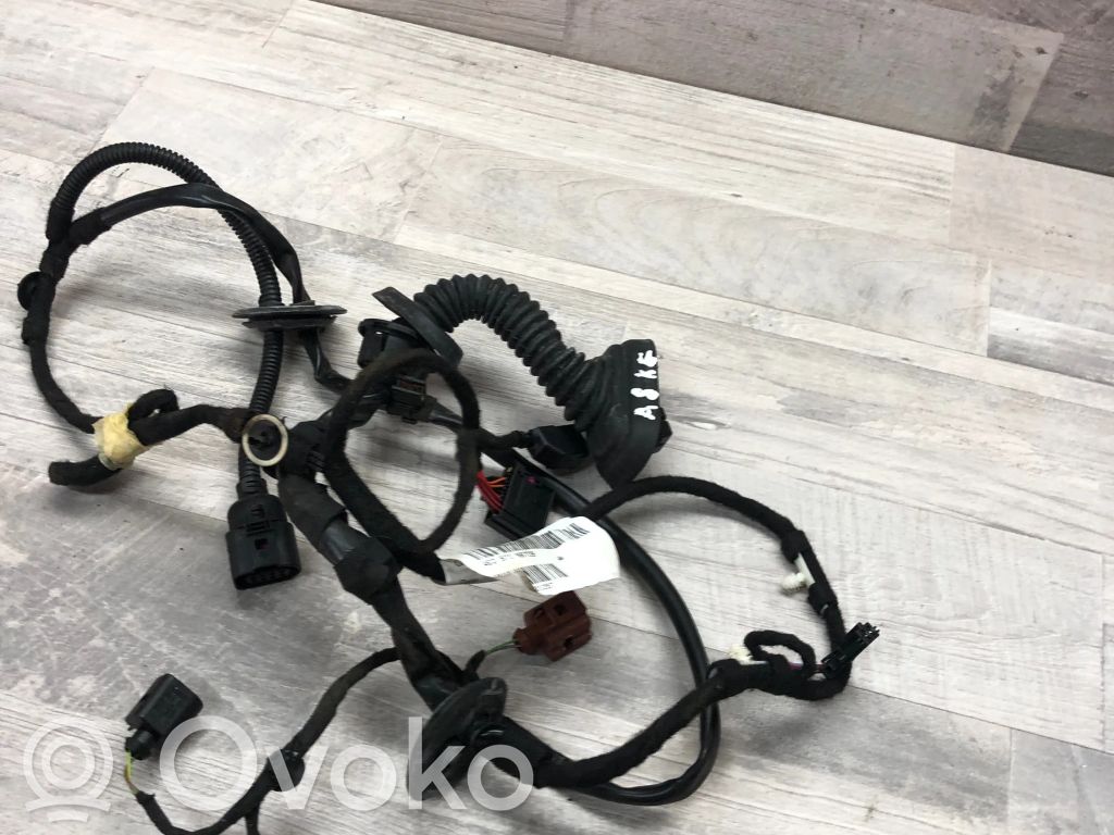 Cableado de puerta trasera   4E0971687DB,0204121257