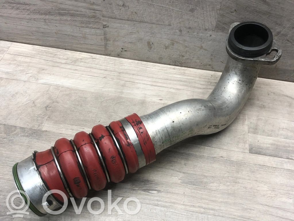 Intercooler hose/pipe   7796291,11270410