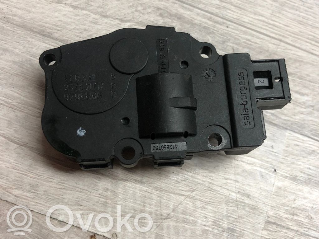 Oro sklendės varikliukas   EFB331,29012007,929888G