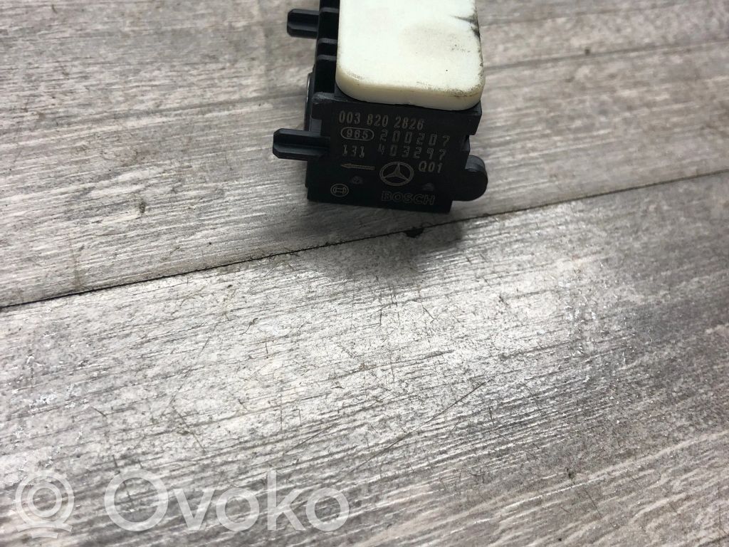 Mercedes-Benz ML W164 Czujnik uderzenia Airbag 