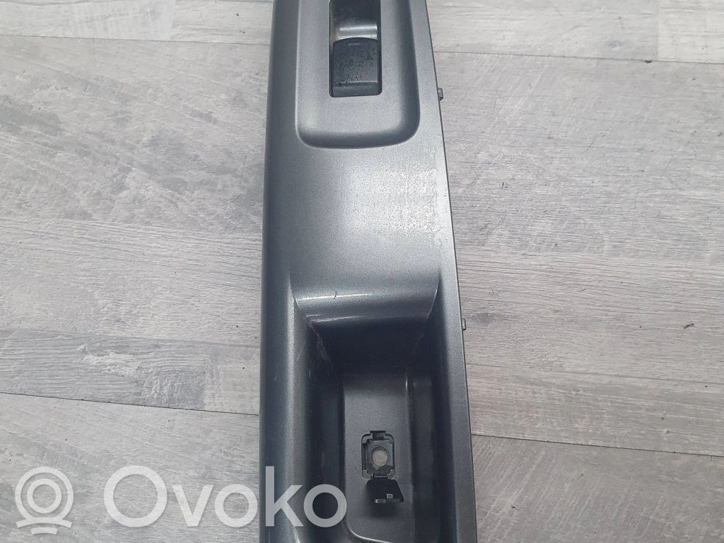 Subaru Forester SH Electric window control switch 