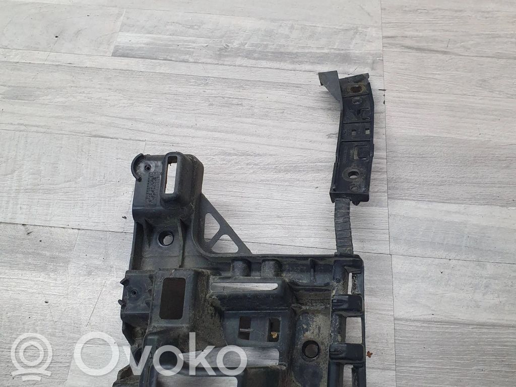 Citroen Berlingo Uchwyt / Mocowanie zderzaka tylnego 