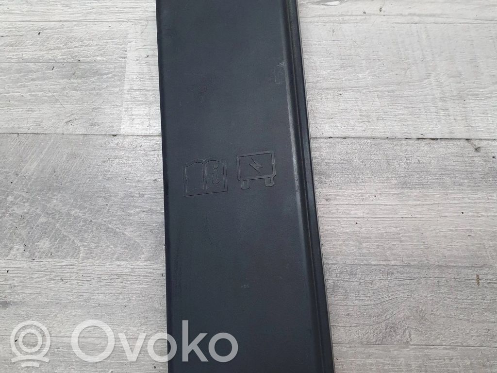 Land Rover Discovery 4 - LR4 Coperchio scatola dei fusibili 