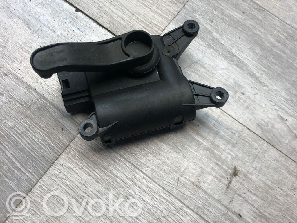 Volkswagen Multivan T5 Silniczek nagrzewnicy 