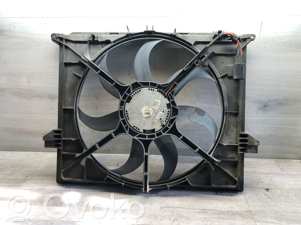 Mercedes-Benz R W251 Ventilatore di raffreddamento elettrico del radiatore 