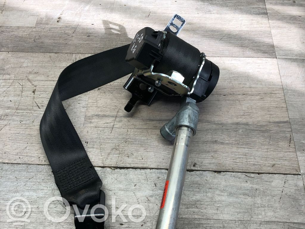 Volvo XC70 Cinturón trasero 