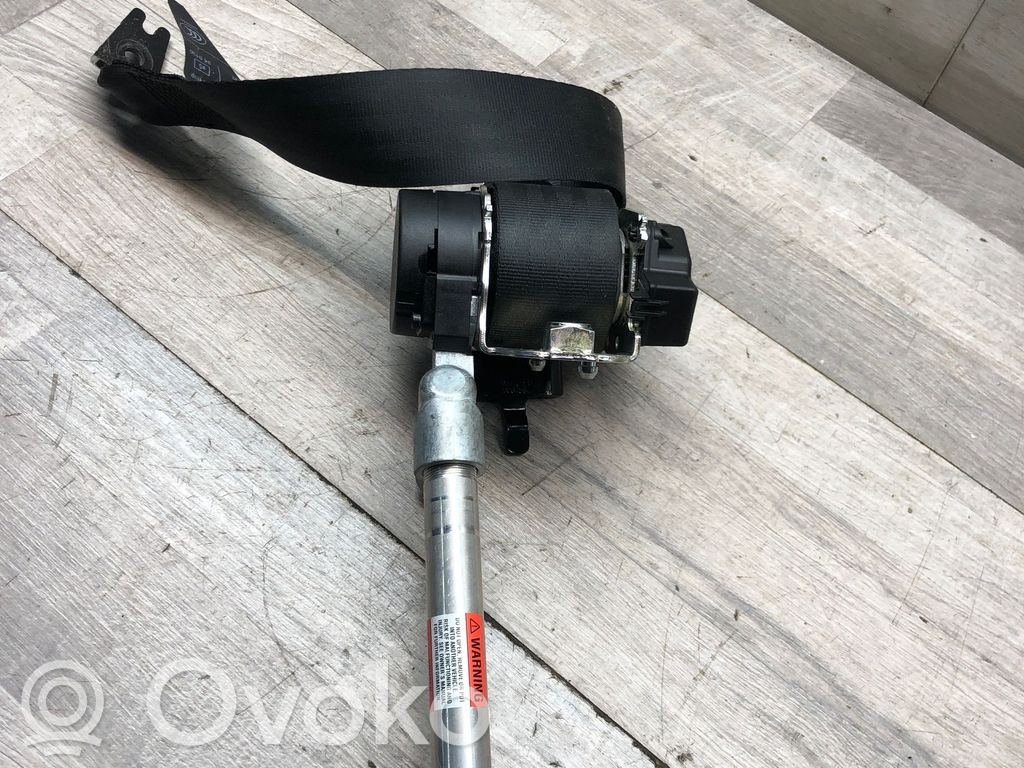 Volvo XC70 Cinturón trasero 
