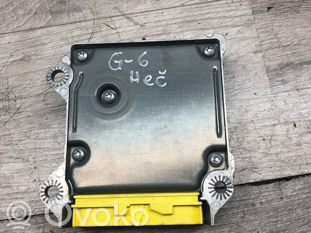 Volkswagen Golf VI Airbag control unit/module 