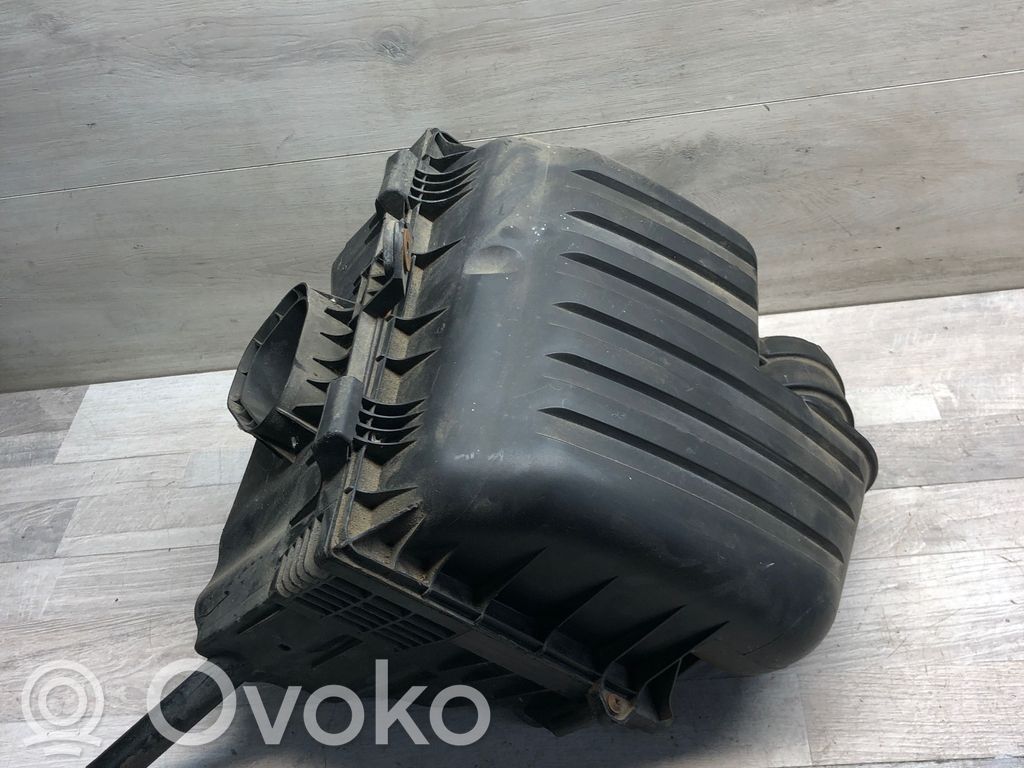 Volkswagen Sharan Air filter box 