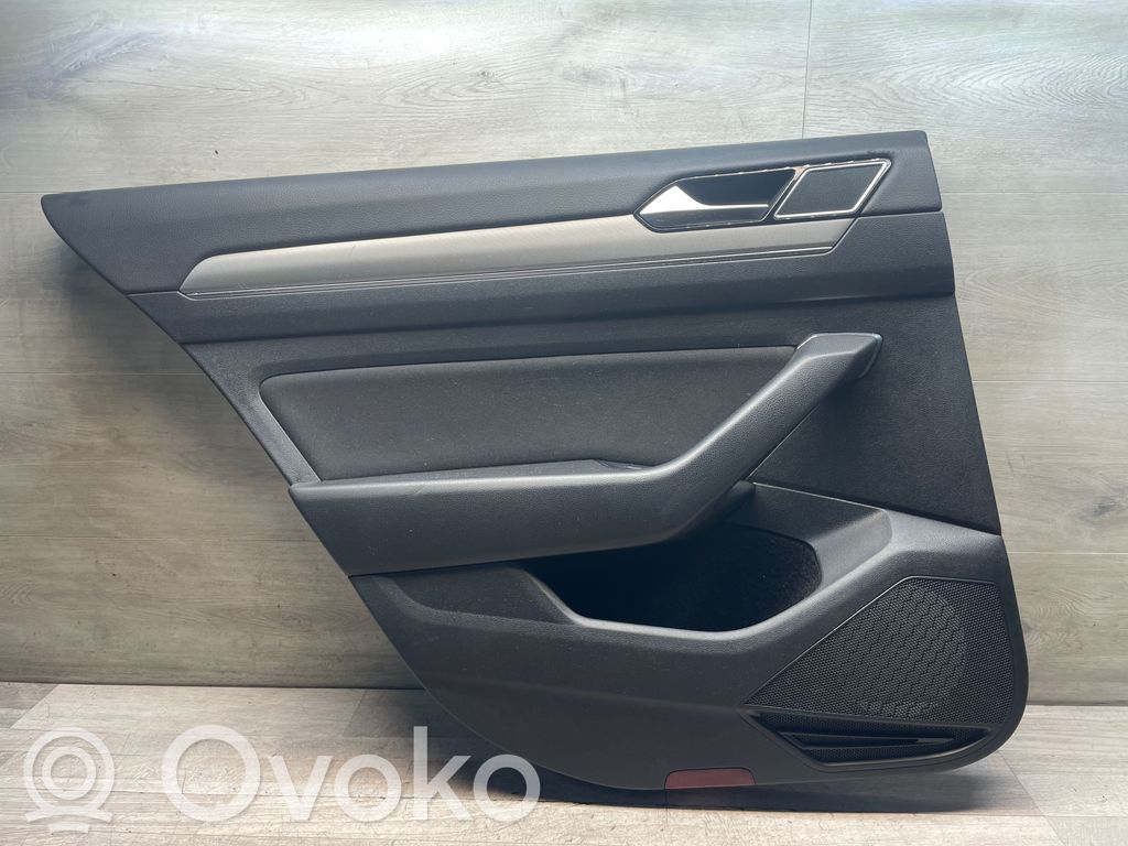 Volkswagen PASSAT B8 Boczki / Poszycie drzwi tylnych 