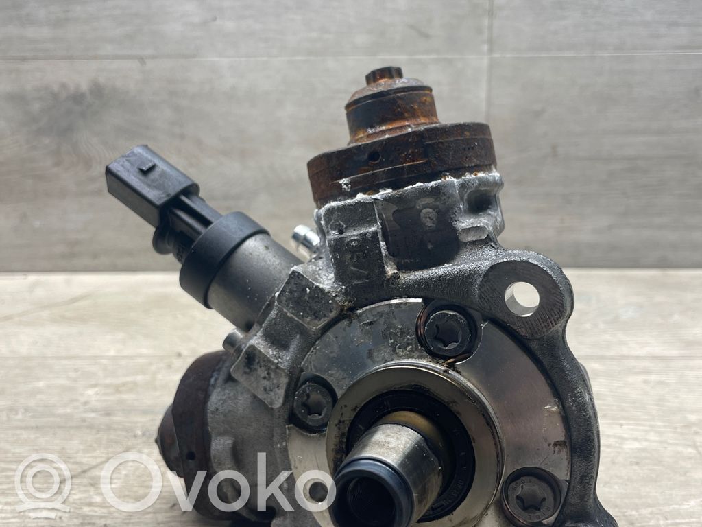 BMW 5 F10 F11 Pompă injecție de înaltă presiune 