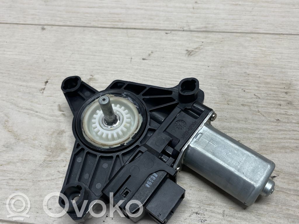 Mercedes-Benz E W213 Rear door window regulator motor 