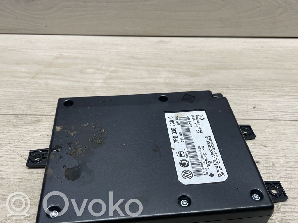 Volkswagen PASSAT CC Bluetooth control unit module 