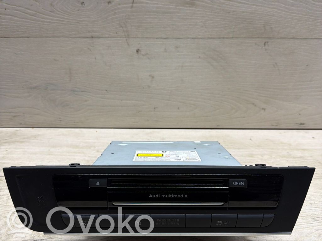 Panel / Radioodtwarzacz CD/DVD/GPS   4G0035670J,001CD75A65E2,35509105070959