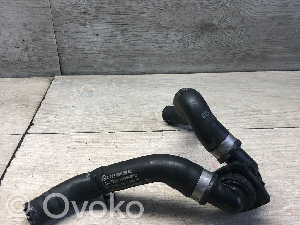 Mercedes-Benz E W213 Conductă/furtun lichid de răcire motor 