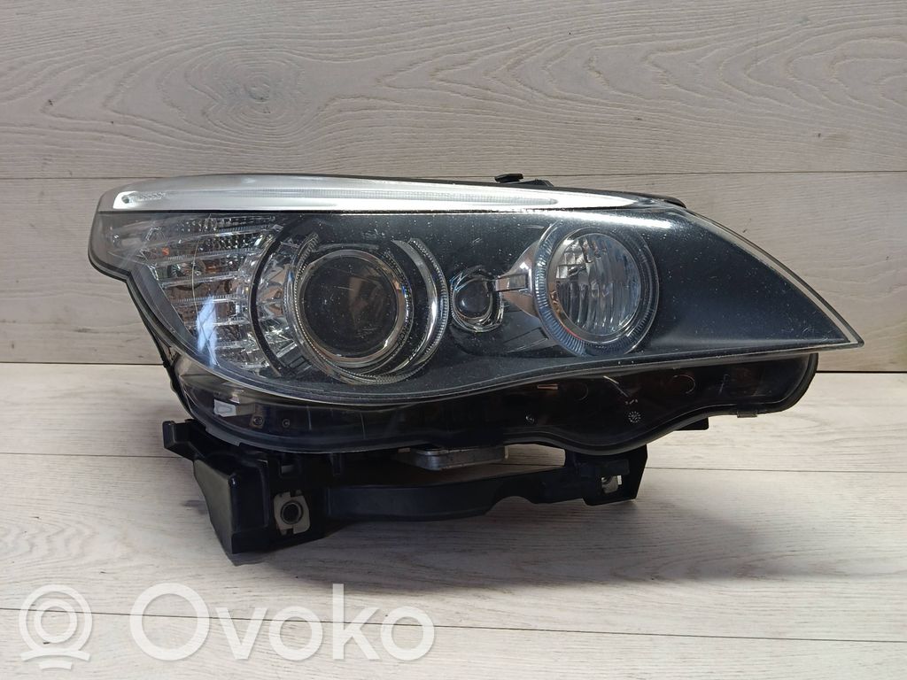 BMW 5 E60 E61 Priekšējais lukturis 