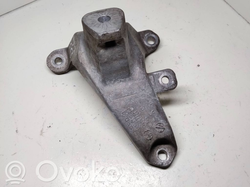 Audi Q5 SQ5 8R Engine mounting bracket 