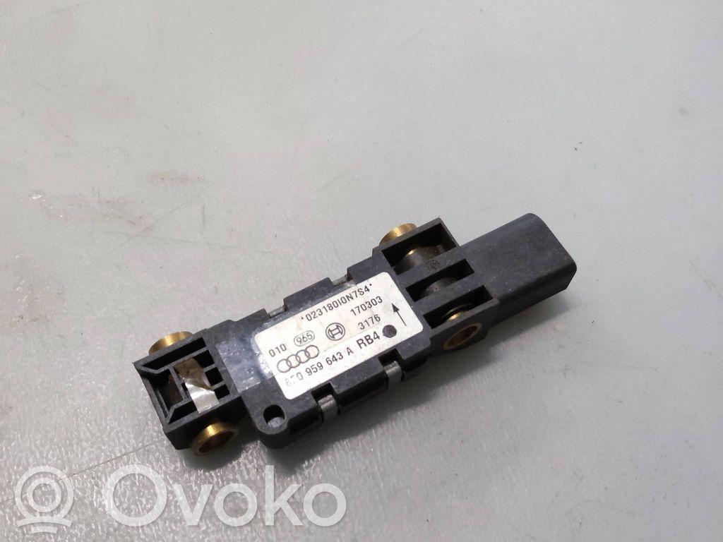 Audi A4 S4 B6 8E 8H Датчик удара надувных подушек 