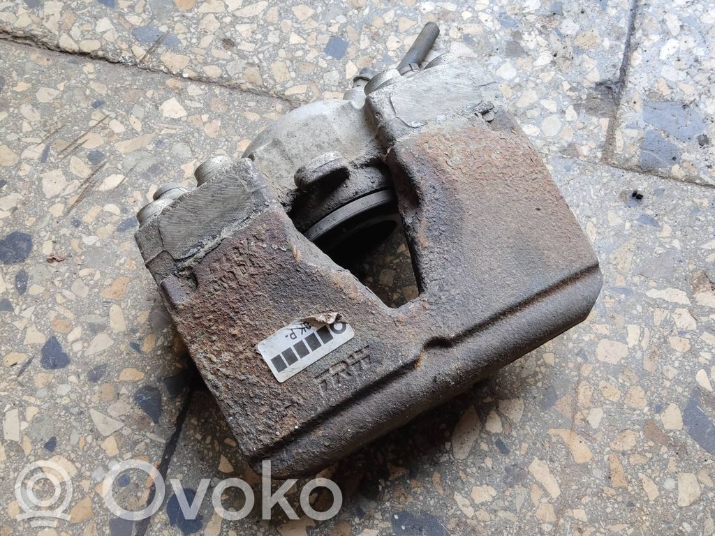 Audi A4 S4 B8 8K Zacisk hamulcowy przedni 