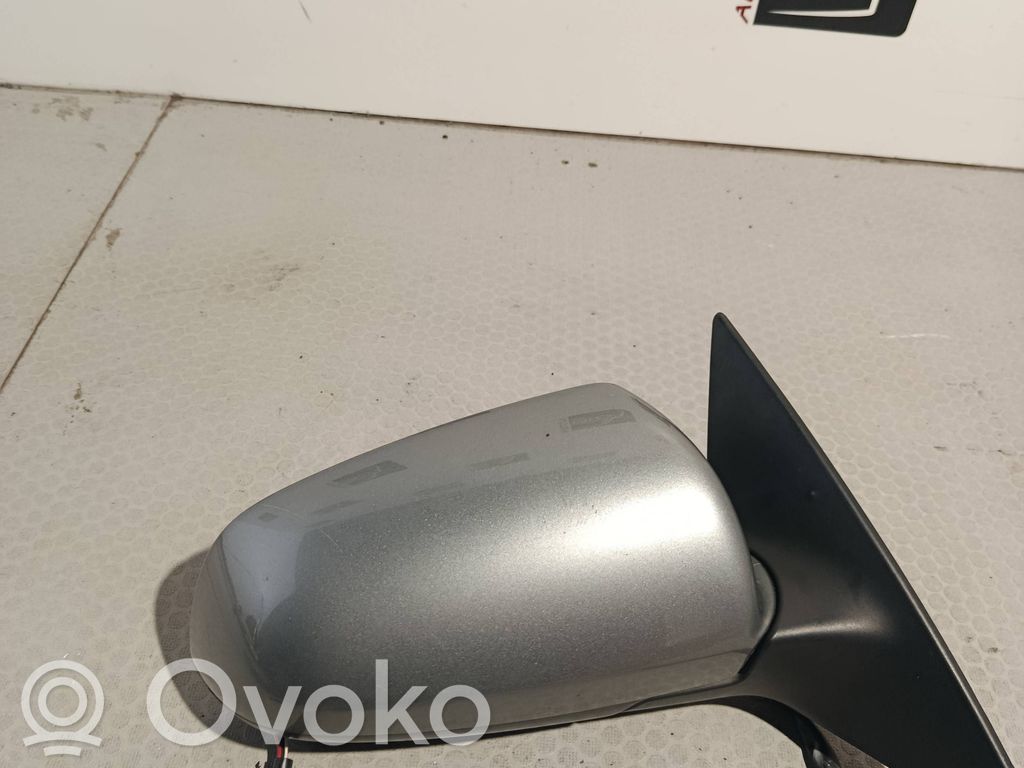 Audi A6 S6 C6 4F Elektryczne lusterko boczne drzwi przednich 