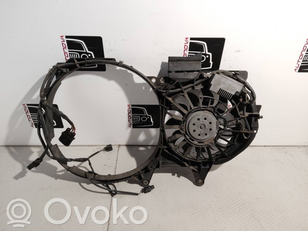 Audi A4 S4 B6 8E 8H Elektryczny wentylator chłodnicy 