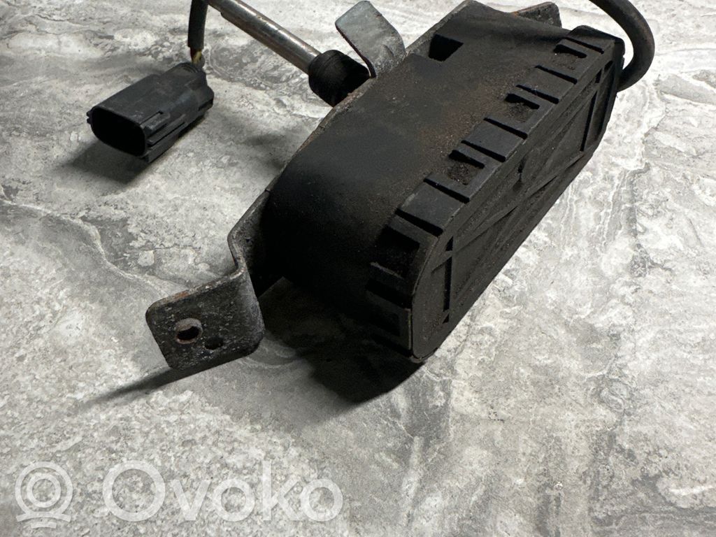 Volvo S80 Headlight wiper blade 
