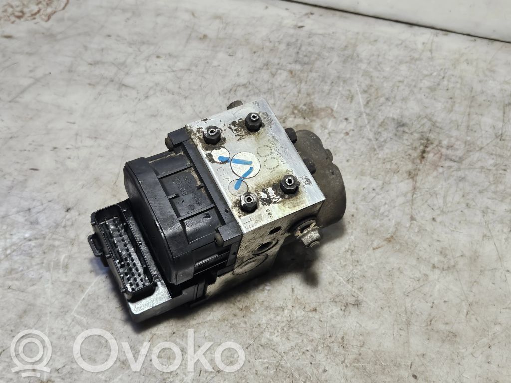 Subaru Impreza II ABS Pump 