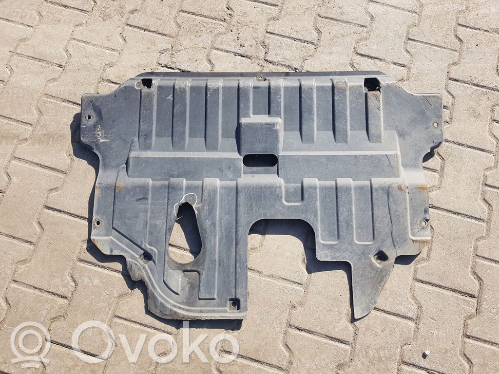 Hyundai i30 Placa protectora/protector antisalpicaduras motor 