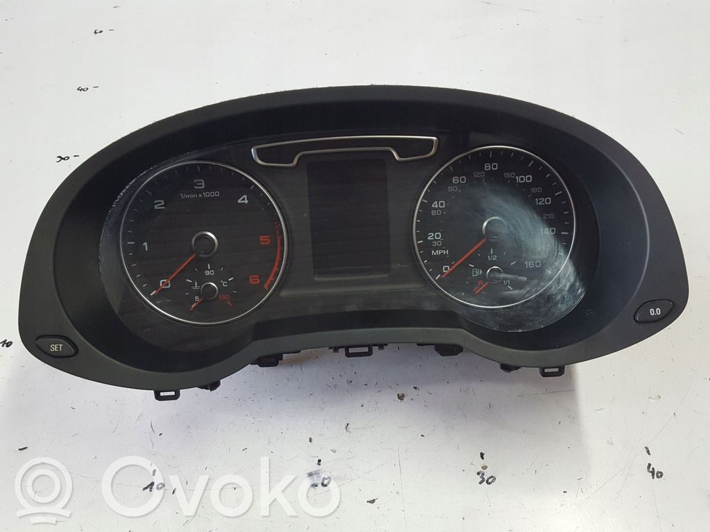 Audi Q3 8U Tachimetro (quadro strumenti) 