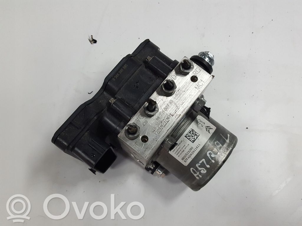 Opel Astra L ABS bloks 