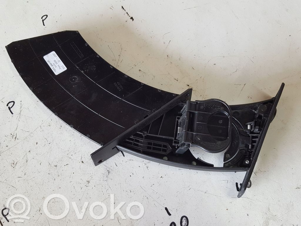 Cup holder   51457034