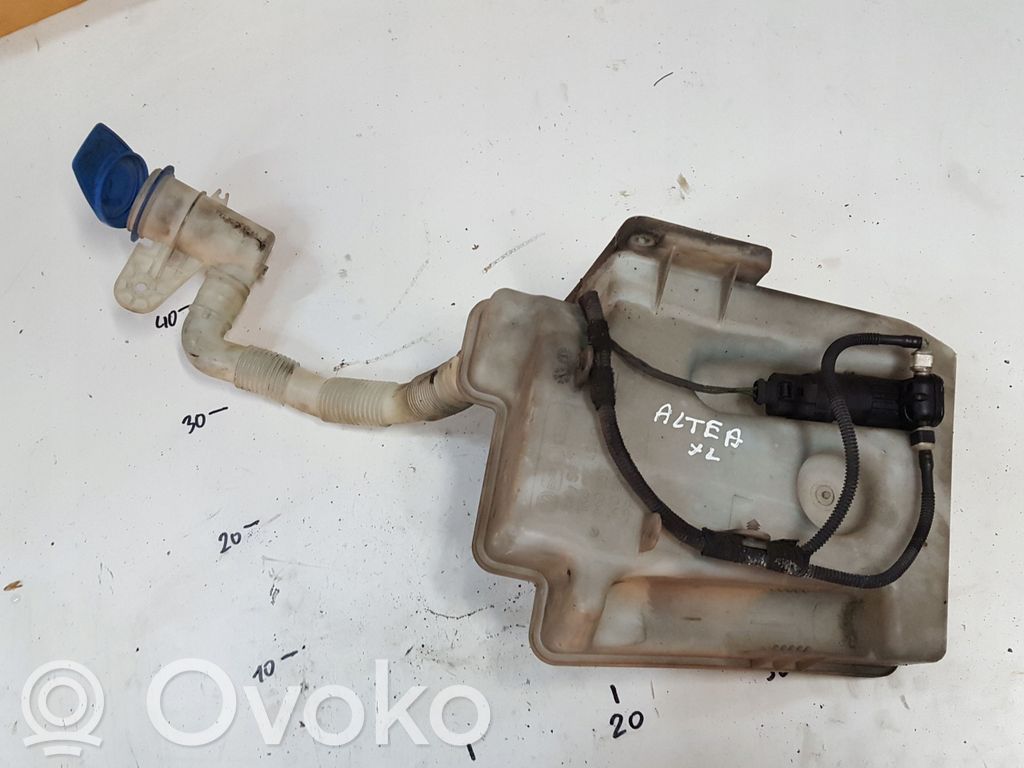 Seat Altea Windshield washer fluid reservoir/tank 