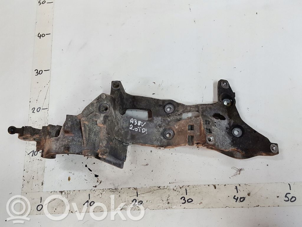 Generator/alternator bracket   04L903143B
