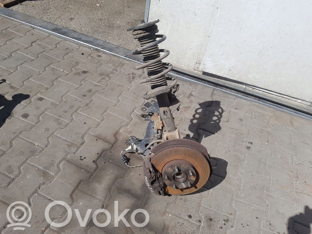 Front wheel hub spindle knuckle