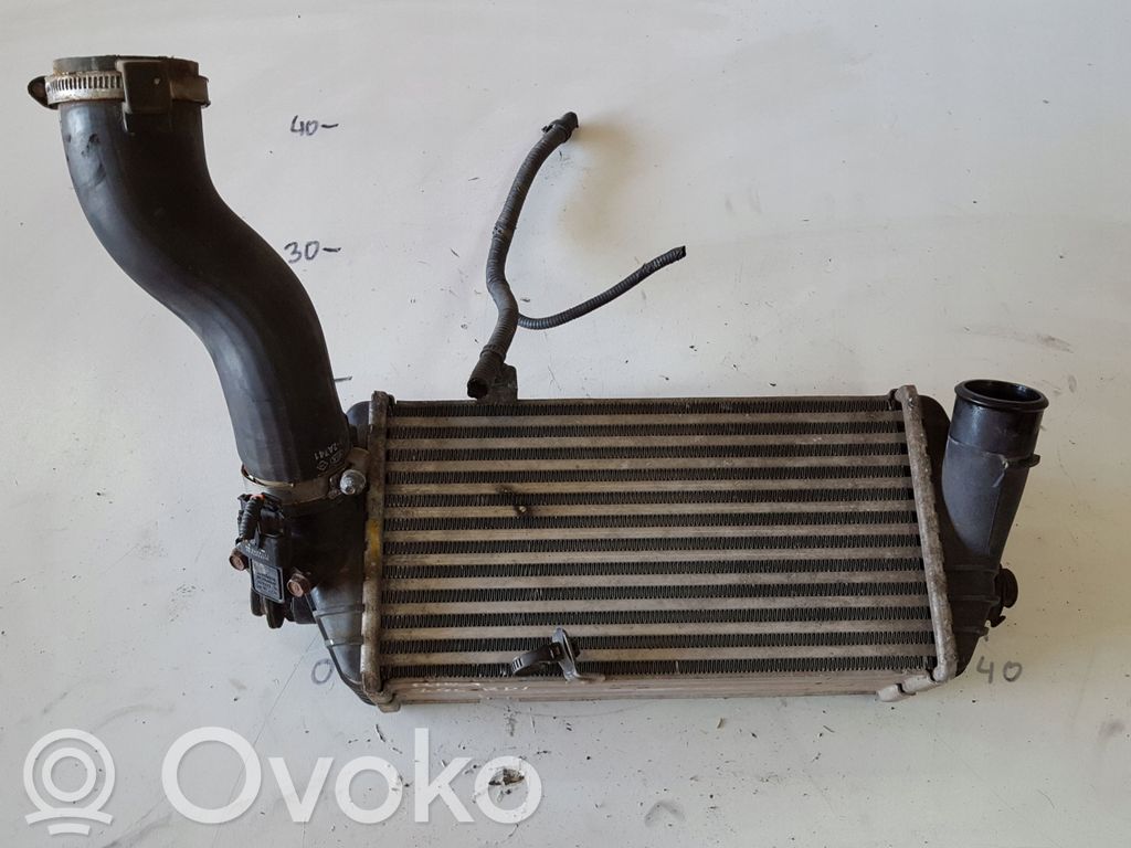 KIA Ceed Interkūlerio radiatorius 