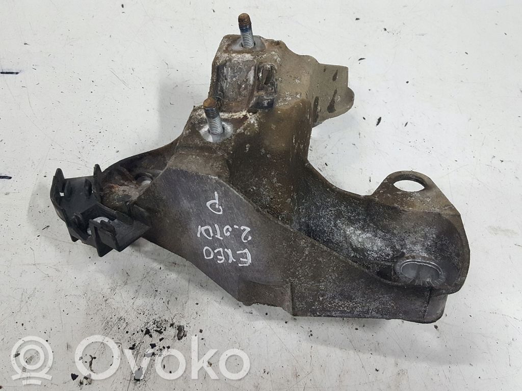 Engine mounting bracket   8E0199362N