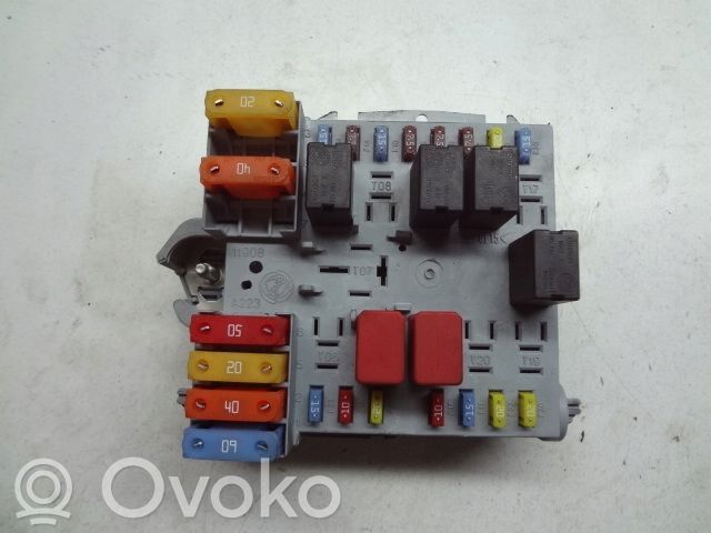 Alfa Romeo 159 Fuse module 