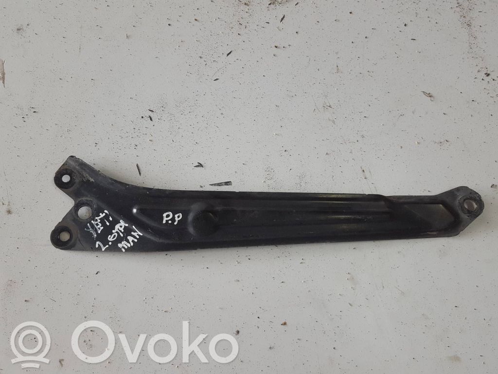 Radiator support slam panel bracket   5L0805932