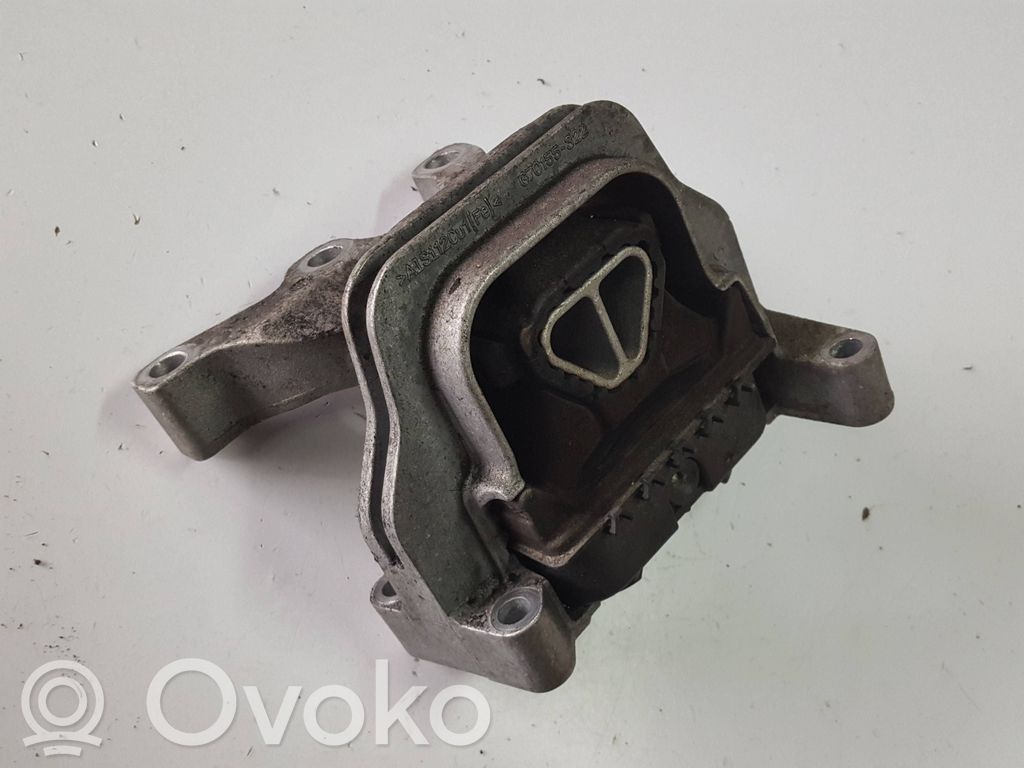 Engine mount bracket   6C0199262A