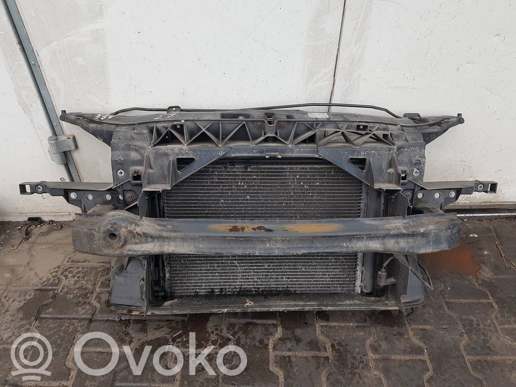 Seat Leon (1P) Jäähdyttimen kehyksen suojapaneeli 