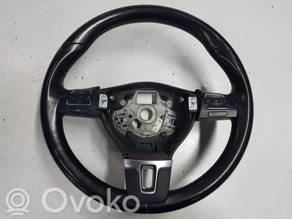 Volkswagen PASSAT B7 Kierownica 