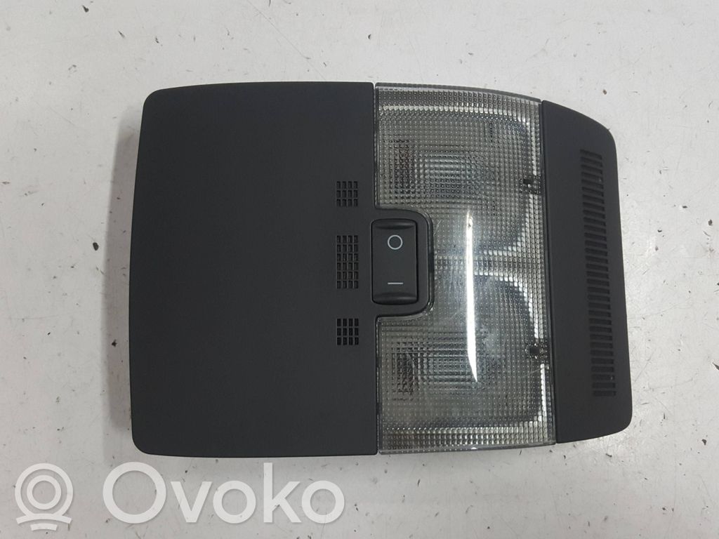Luz del asiento delantero
