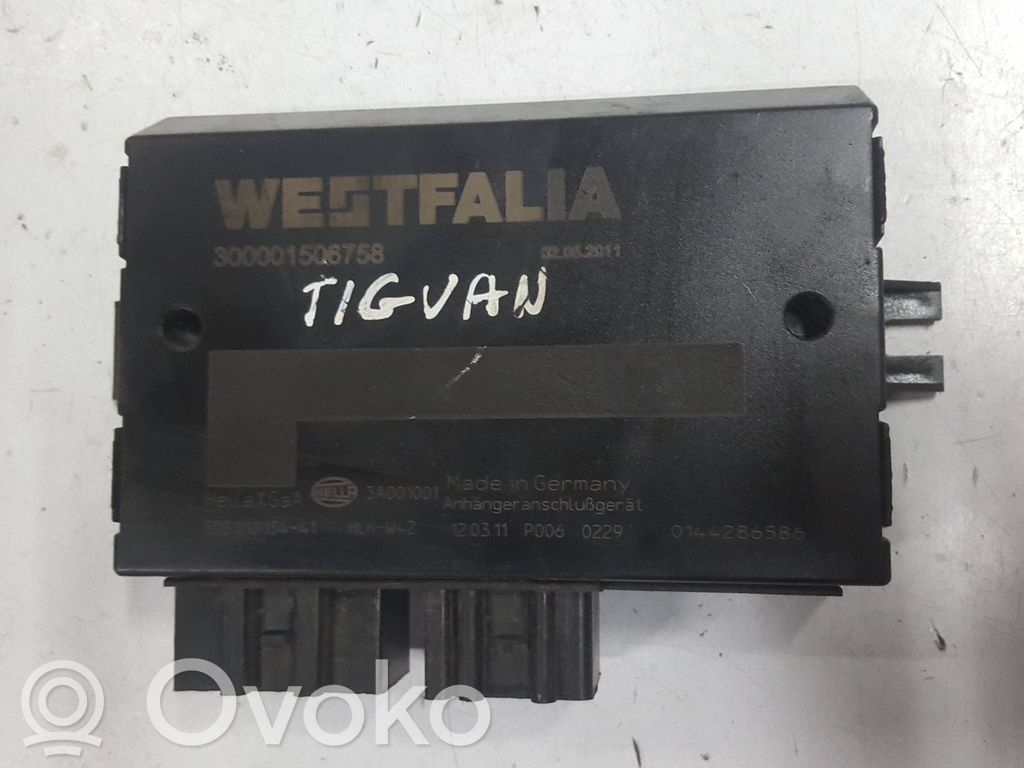 Volkswagen Tiguan Vetokoukun ohjainlaite/moduuli 